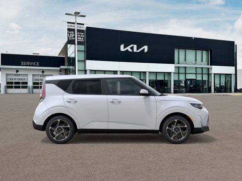 New 2025 Kia Soul EX image 8