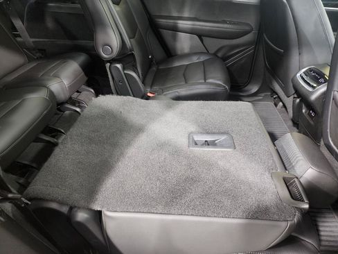 Used 2020 Cadillac XT6 Premium Luxury AWD/4WD image 29