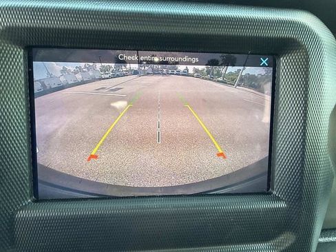 Used 2022 Jeep Wrangler Sport image 26