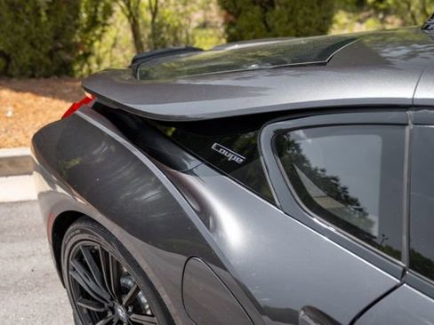 Used 2020 BMW i8 Coupe AWD/4WD image 21