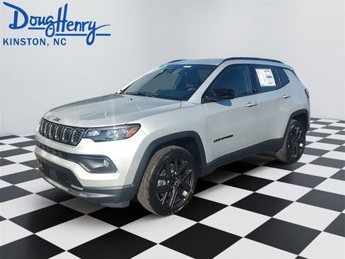 New 2026 Jeep Compass Latitude image 1