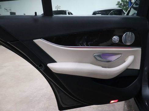 Used 2019 Mercedes-Benz E 450 4MATIC Sedan image 14