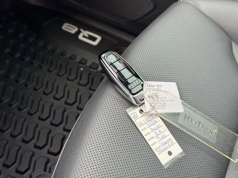 New 2026 Audi Q8 Premium Plus image 36