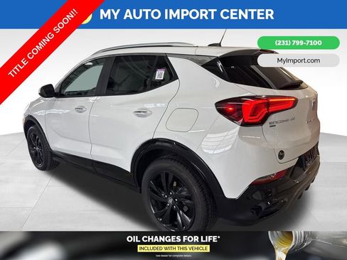 Used 2024 Buick Encore GX Sport Touring image 5