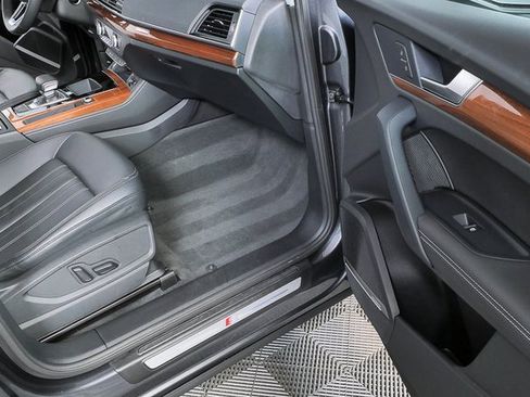 Used 2022 Audi Q5 2.0T Premium Plus w/ Premium Plus Package image 25
