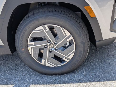 New 2026 Hyundai Tucson Blue SE AWD/4WD image 11