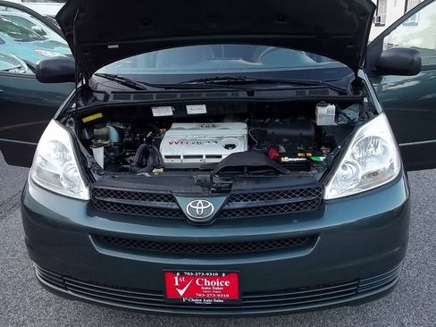 Used 2004 Toyota Sienna LE w/ LE Pkg 7 FWD image 23