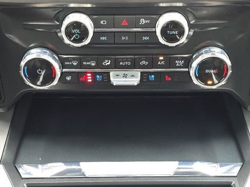 Used 2025 Ford F450 Lariat w/ Lariat Ultimate Package image 36