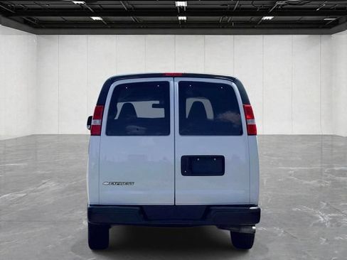Used 2023 Chevrolet Express 3500 LS RWD image 6