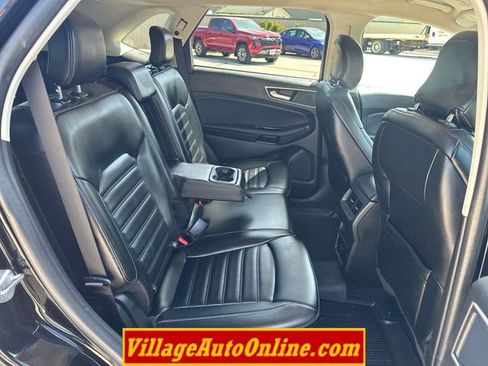 Used 2019 Ford Edge SEL w/ Equipment Group 201A AWD/4WD image 36