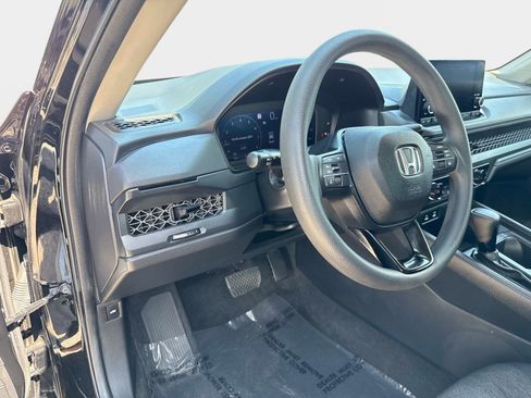 Used 2024 Honda Accord LX image 17