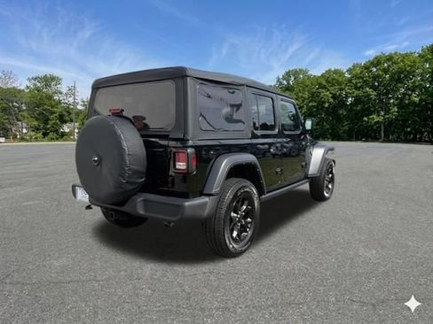 Used 2022 Jeep Wrangler Unlimited Sport AWD/4WD image 9