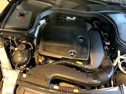 Used 2022 Mercedes-Benz GLC 300 4MATIC image 31