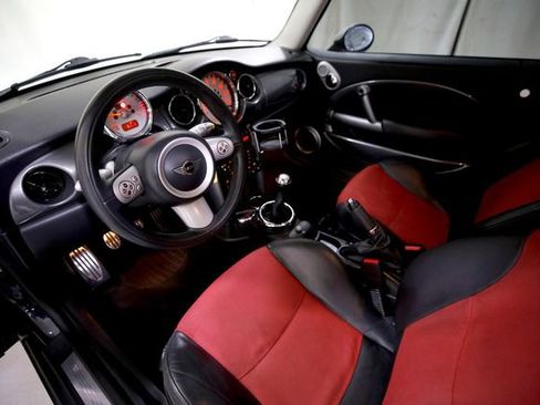 Used 2006 MINI Cooper S FWD image 6