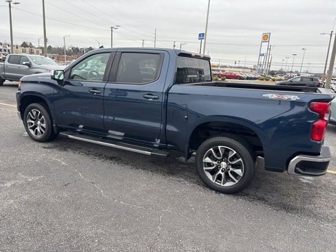 Used 2022 Chevrolet Silverado 1500 LT image 3