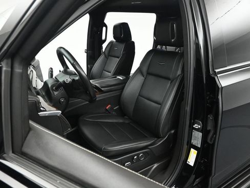 Used 2021 Cadillac Escalade ESV Luxury AWD/4WD image 9