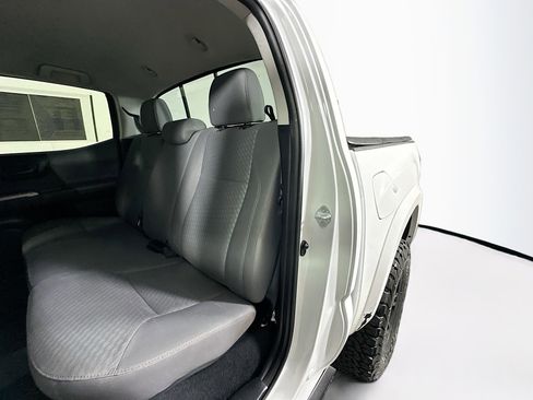 Used 2021 Toyota Tacoma TRD Off-Road image 25