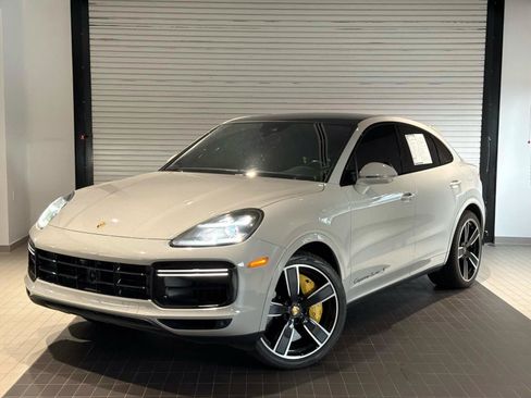 Used 2020 Porsche Cayenne Turbo S AWD/4WD image 1