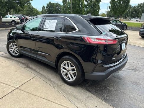 Used 2024 Ford Edge SEL AWD/4WD image 5