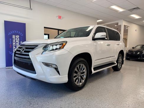 Used 2015 Lexus GX 460 Luxury AWD/4WD image 4