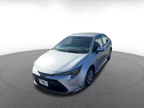 Used 2025 Toyota Corolla LE image 7