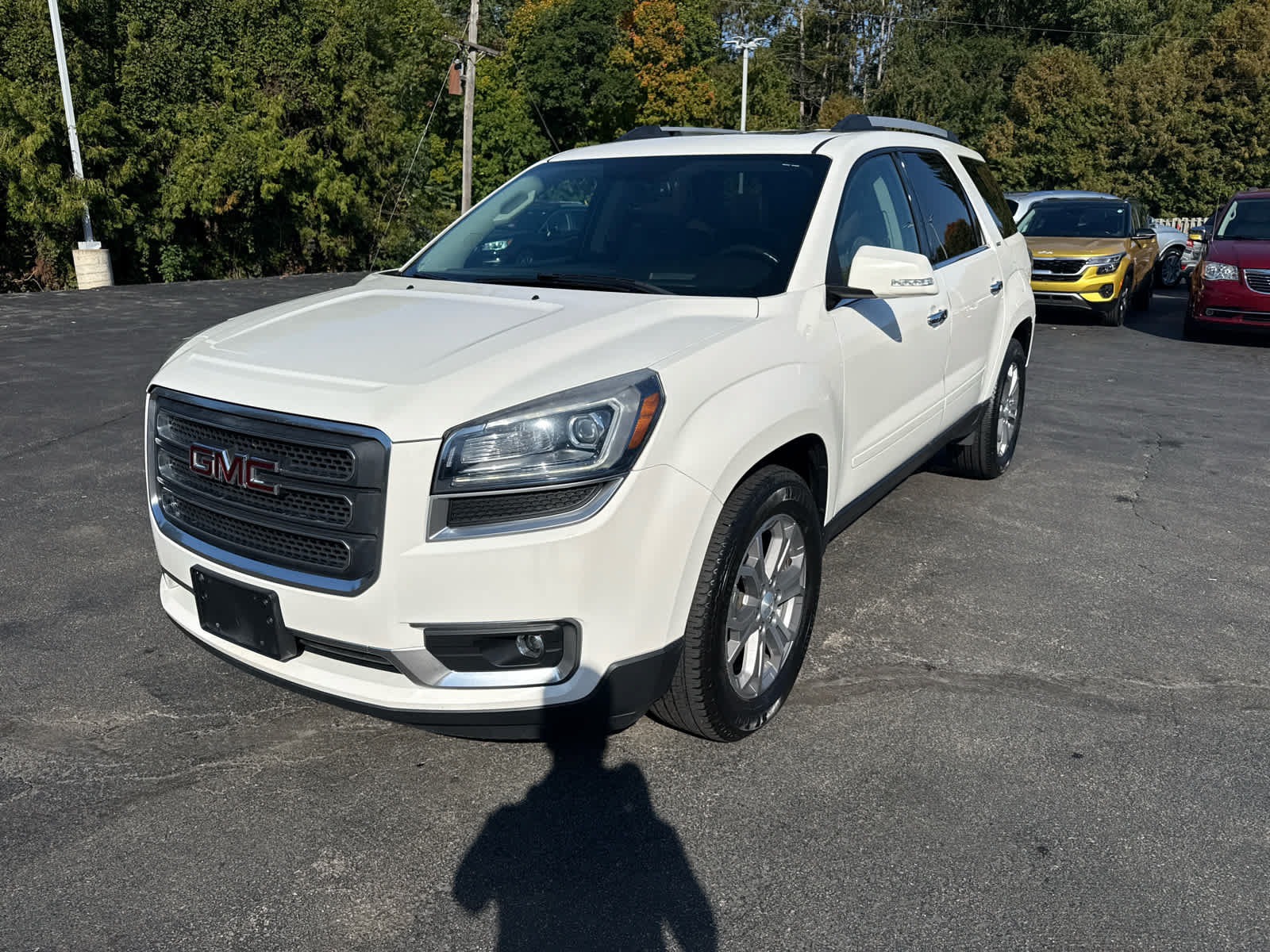 Used 2013 GMC Acadia SLT w/ Technology Package AWD/4WD image 7