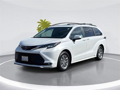 Certified 2023 Toyota Sienna XLE
