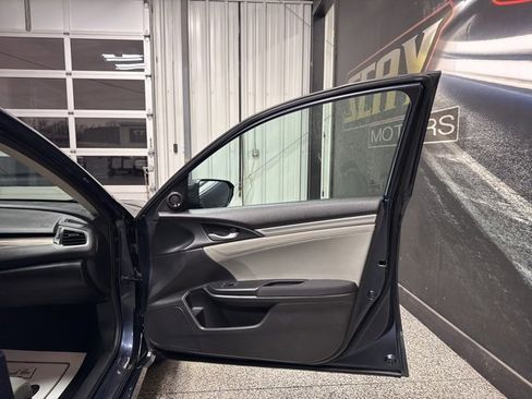 Used 2020 Honda Civic EX image 27