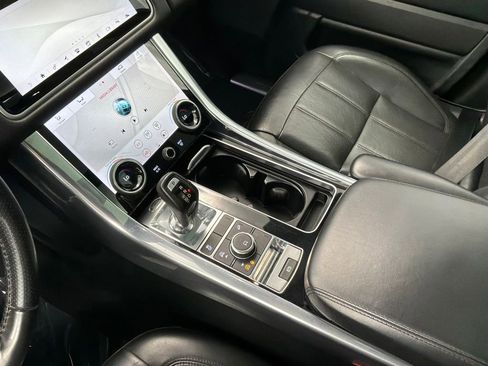 Used 2018 Land Rover Range Rover Sport HSE AWD/4WD image 20
