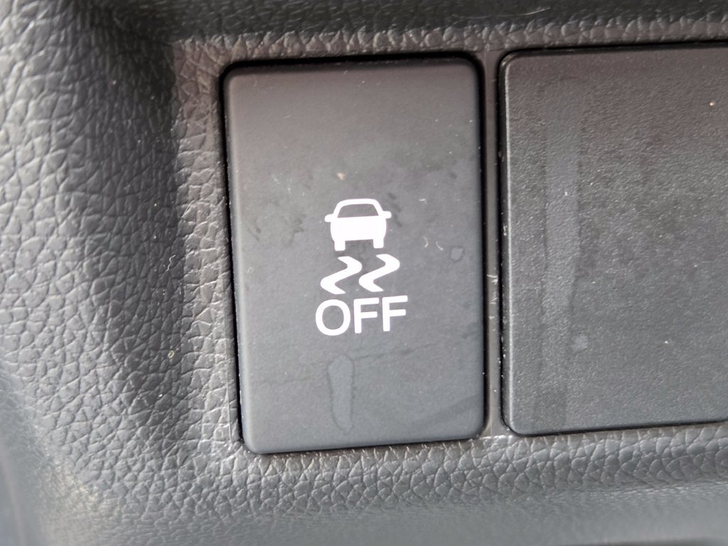 Used 2015 Honda Fit EX image 8