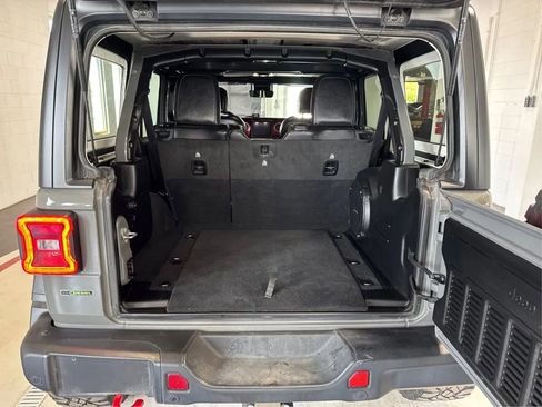 Used 2020 Jeep Wrangler Unlimited Rubicon w/ Dual Top Group image 12
