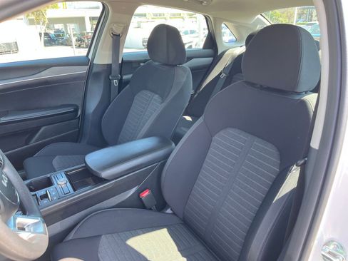 Used 2025 Kia K5 LXS FWD image 37