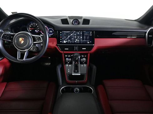 Certified 2023 Porsche Cayenne Coupe AWD/4WD image 11