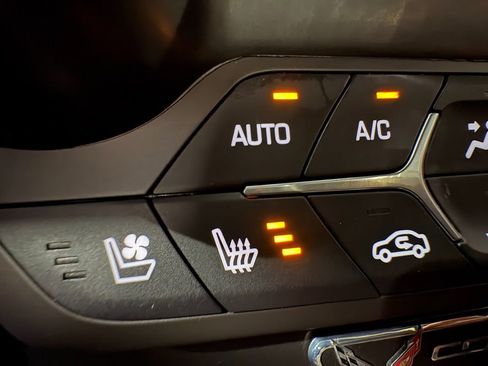 Used 2015 Chevrolet Corvette Stingray Coupe w/ 3LT Preferred Equipment Group RWD image 28