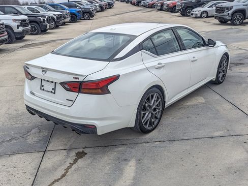 Used 2024 Nissan Altima 2.0 SR image 7