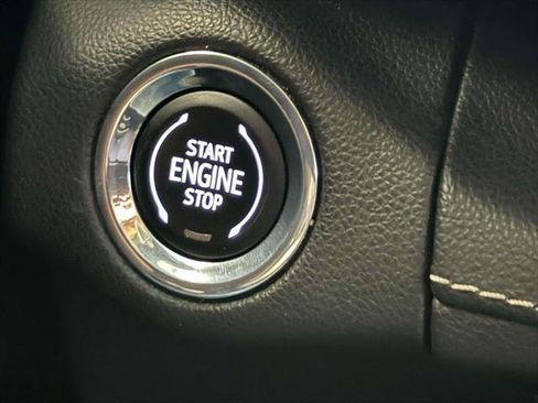 Used 2023 Buick Envision Preferred image 27