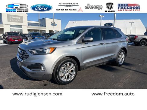 Used 2024 Ford Edge Titanium image 1