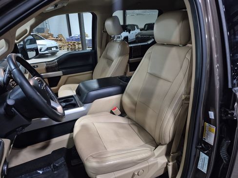 Used 2017 Ford F250 Lariat AWD/4WD image 18