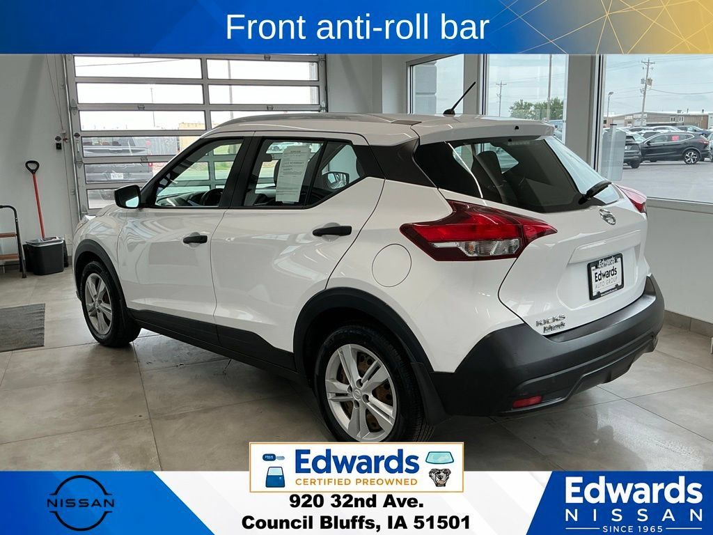 Used 2018 Nissan Kicks S FWD image 6