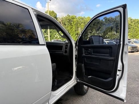 Used 2015 RAM 3500 Tradesman w/ Popular Equipment Group AWD/4WD image 27