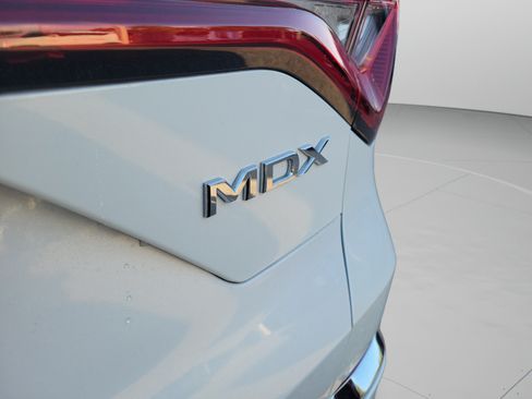 Used 2025 Acura MDX FWD image 30