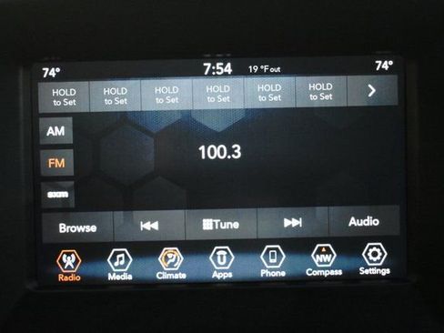 Used 2019 Jeep Compass Latitude image 22