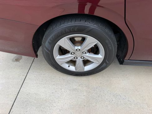 Used 2019 Honda Odyssey EX image 31