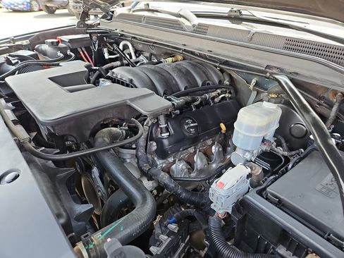 Used 2020 GMC Yukon SLT w/ Open Road Package image 13