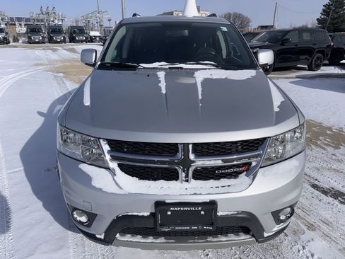 Used 2013 Dodge Journey SXT w/ Flexible Seating Group image 4