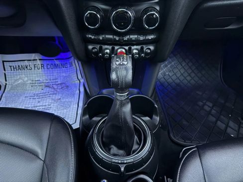 Used 2015 MINI Cooper 4-Door Hardtop image 36