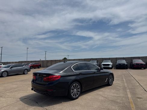 Used 2019 BMW 530i w/ Premium Package RWD image 25