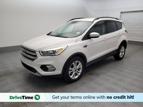 Used 2018 Ford Escape SEL image 1