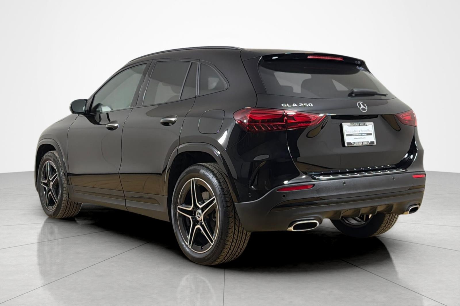 Used 2026 Mercedes-Benz GLA 250 image 3