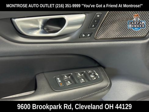 Used 2024 Volvo V60 B5 Cross Country Plus image 13